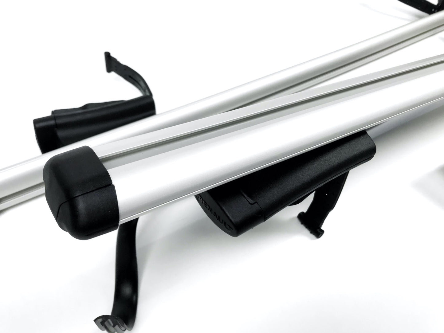Pièce d'origine Barres de toit transversales aluminium pour Renault Megane Scenic III Grand 7711426186.