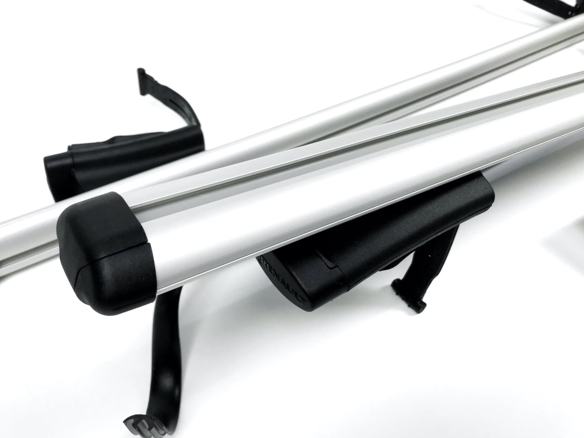 Pièce d'origine Barres de toit transversales aluminium pour Renault Megane Scenic III Grand 7711426186.