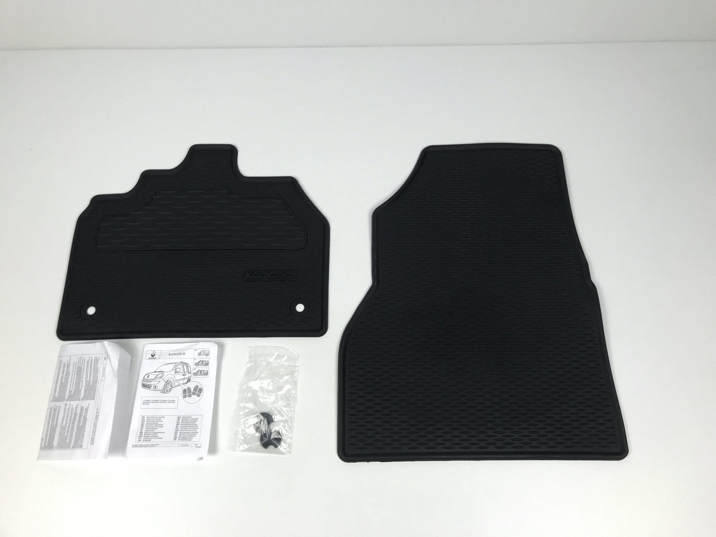 Pièce d'origine Jeu de tapis de sol en caoutchouc conduite à droite pour Renault Kangoo II 8201700411