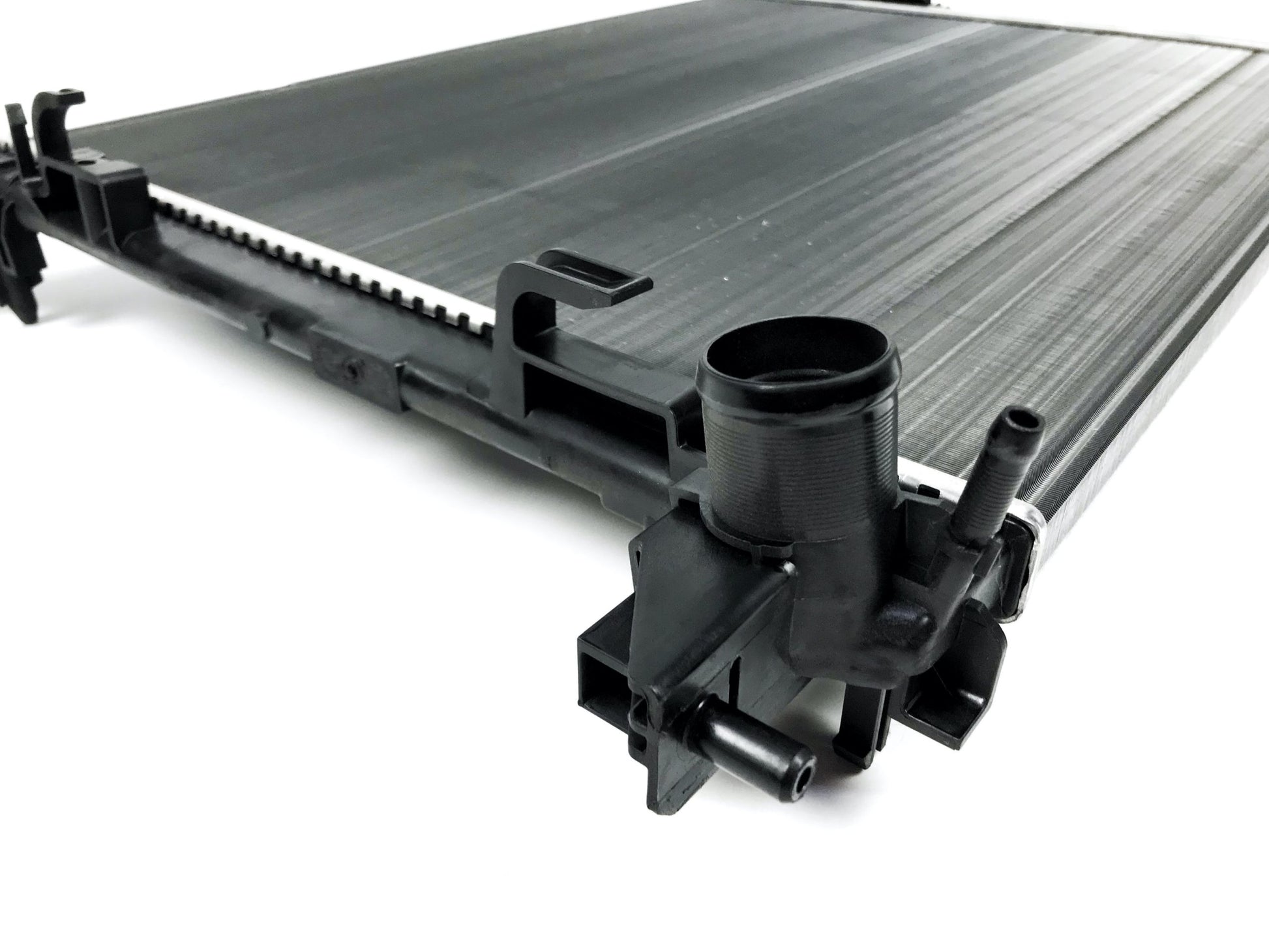 Pièce d'origine Radiateur moteur pour Renault Scenic IV 214109798R.