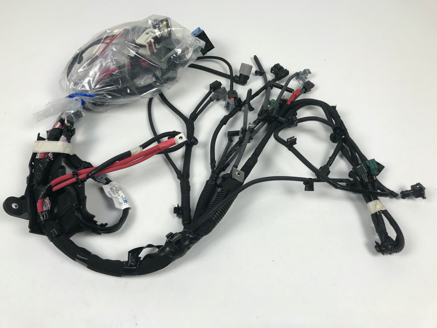 Pièce d'origine Faisceau moteur K9K pour Dacia Logan Sandero 240112040R