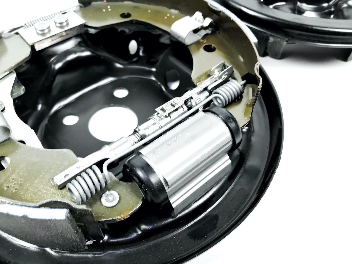 Pièce d'origine Kit mâchoires de frein avec cylindre de roue pour Renault Clio III Nissan Micra Note 8201046963