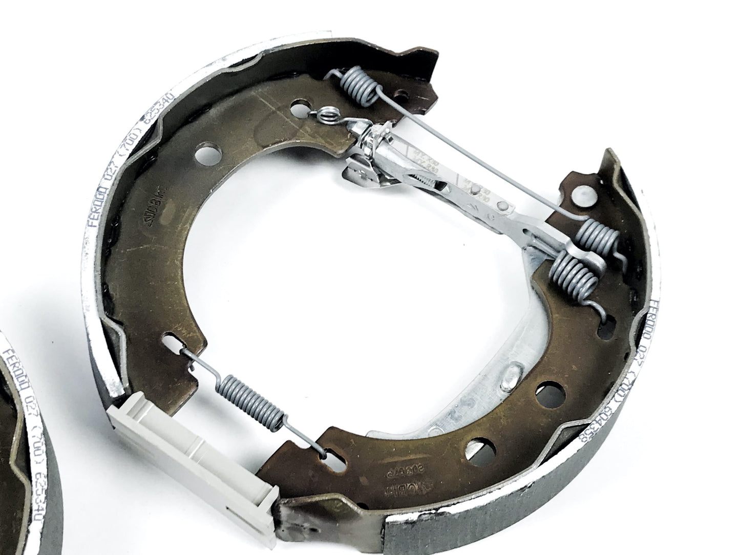 Pièce d'origine Jeu de mâchoires de frein pour Renault Kangoo Express 7701207640