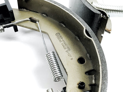 Pièce d'origine Kit mâchoires de frein arrière pour Renault Super 5 Clio 8671003659