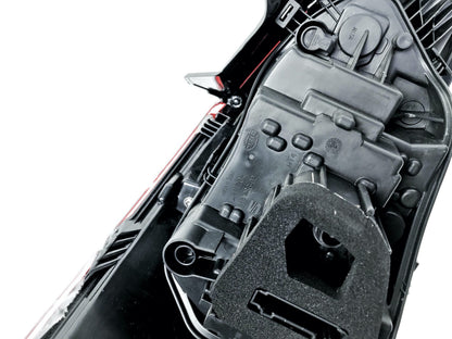 Pièce d'origine Feu arrière droit pour Seat Ibiza 6F 6F0.945.208.D