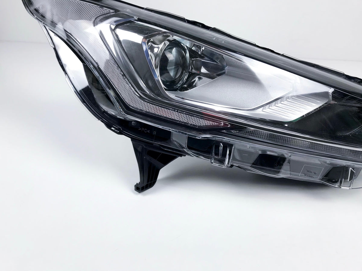 Projecteur avant droit pour Ford Transit Connect II — KT1B-13D154-AD