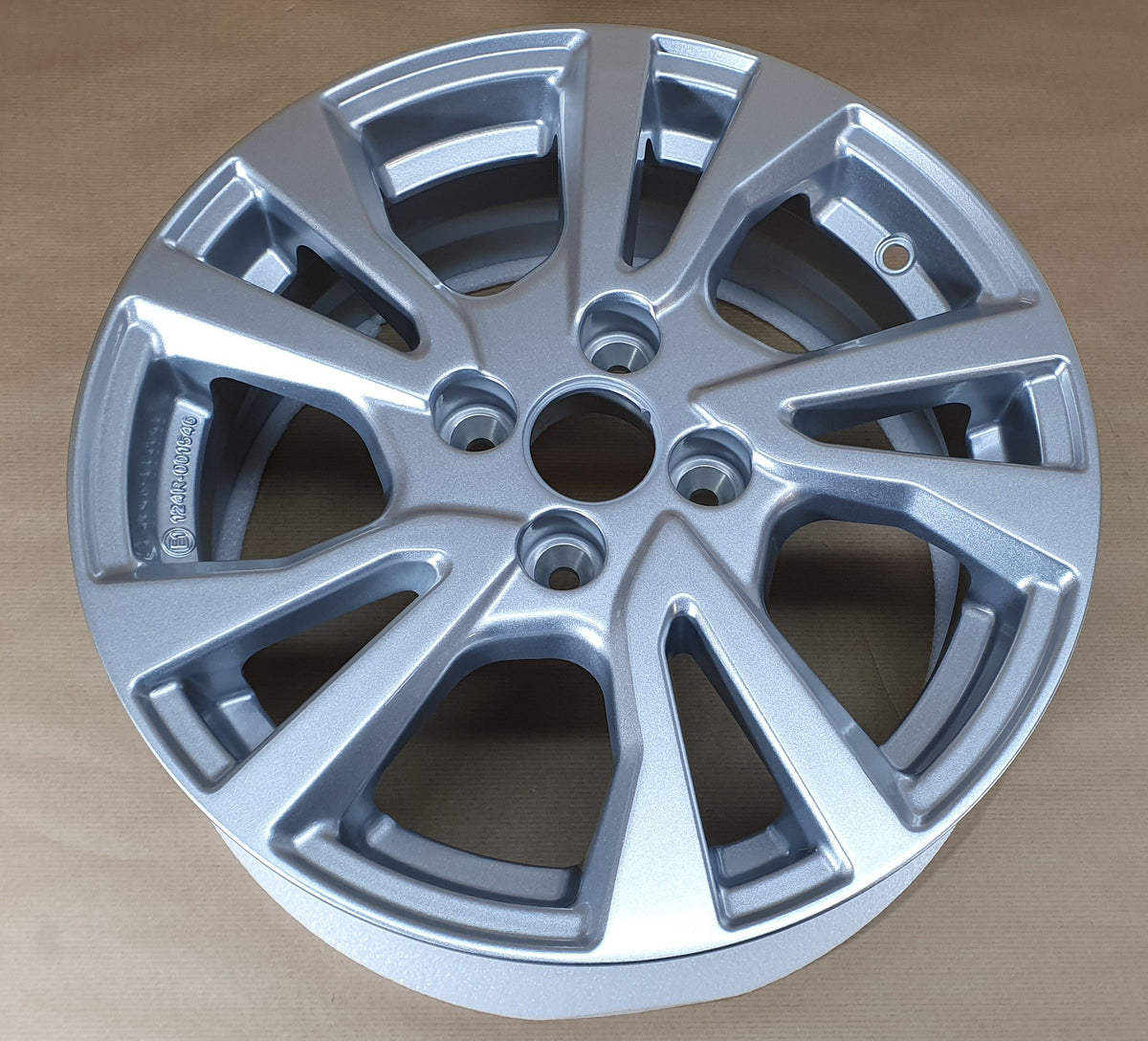 Jante en alliage pour Renault Twingo III 15-Cali — 7711788804 — vue 2