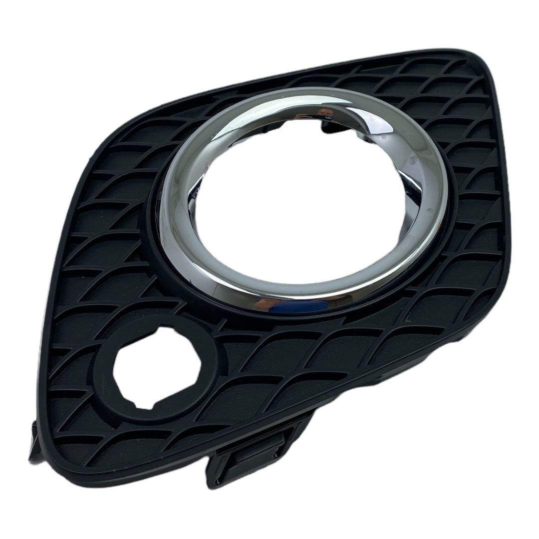Pièce d'origine Grille de pare-chocs droite pour Mercedes X470 622565XA0A