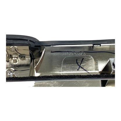 Pièce d'origine Garniture de hayon pour Honda CR-V IV phase 2 74890-T1V-R000/R100