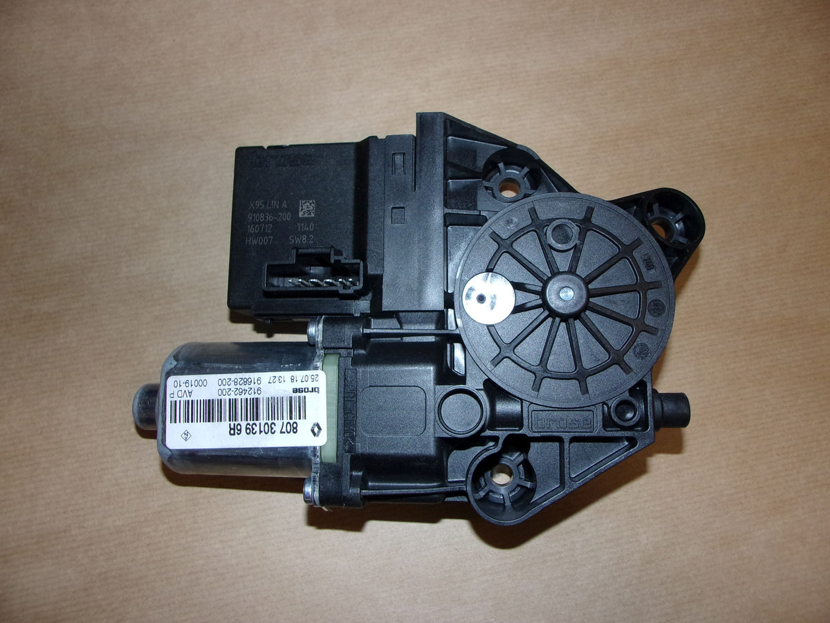 807301396R_3.JPG