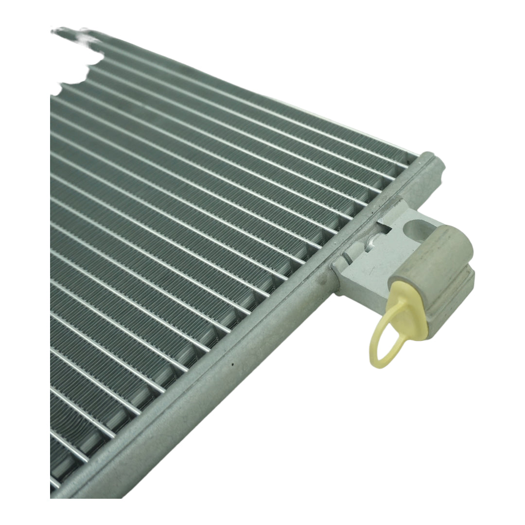 Pièce d'origine Condenseur de climatisation pour Renault Clio IV Captur I 921006843R