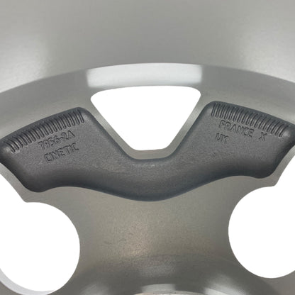 Pièce d'origine Jante alliage 15 pouces pour Renault Kangoo II 8200381567