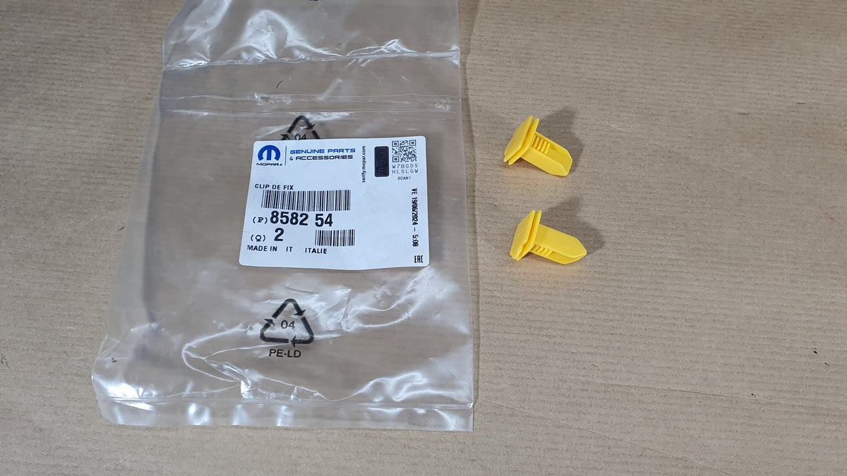 Agrafe de vitre pour Peugeot Boxer III — 8582.54 — vue 1