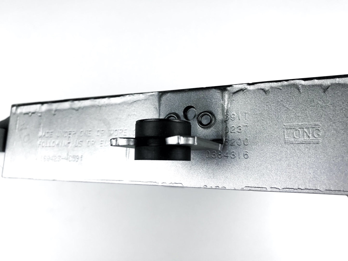 Pièce d'origine refroidisseur d'huile pour Nissan Qashqai 216064EA0A