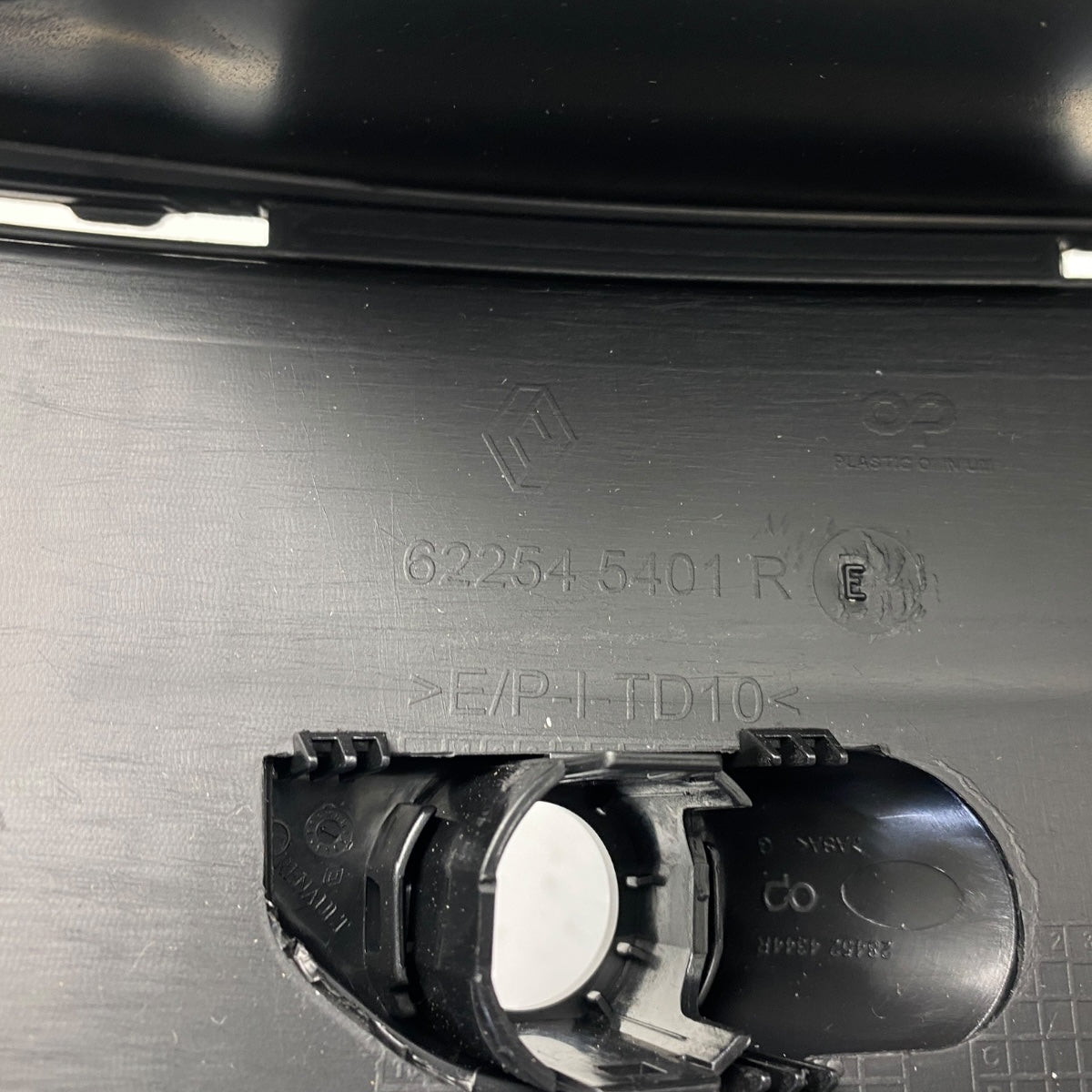 Pièce d'origine grille de pare-chocs avant avec PDC pour Renault Scenic III 622542025R 622545401R.