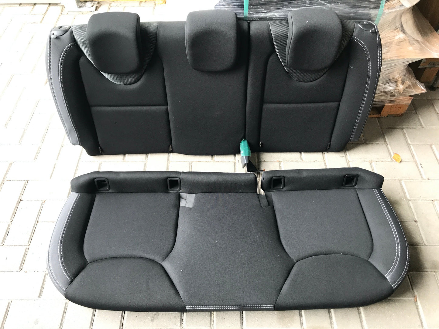 Pièce d'origine Banquette arrière tissu noir pour Renault Clio IV Societe KanapaClio