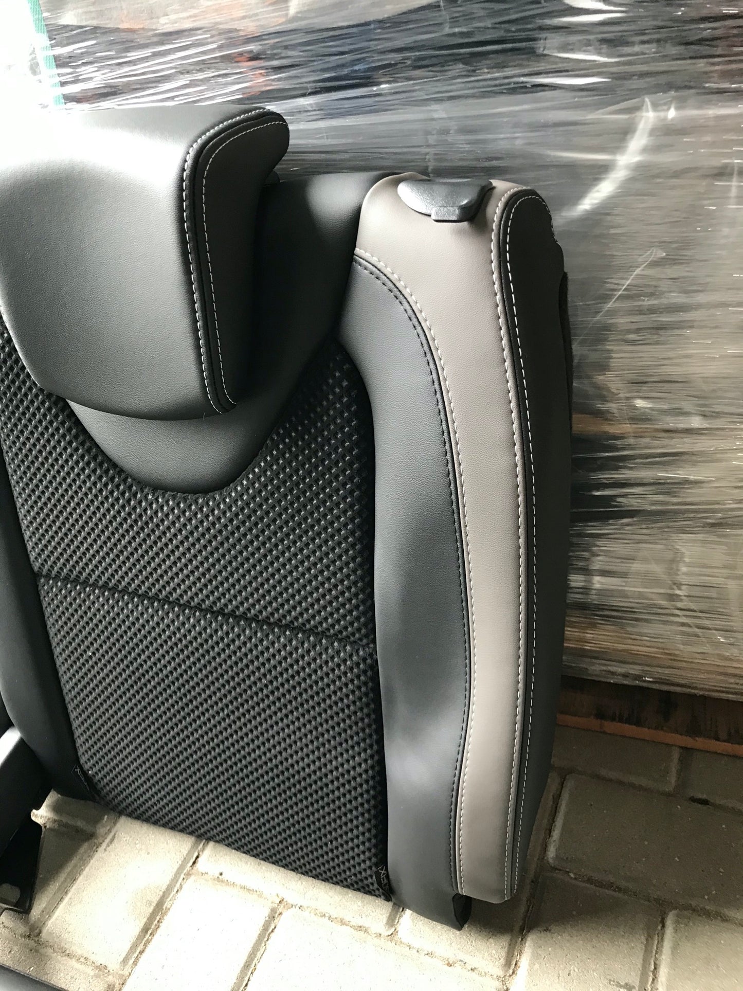Pièce d'origine Banquette arrière cuir tissu noir pour Renault Clio IV KanapaClio