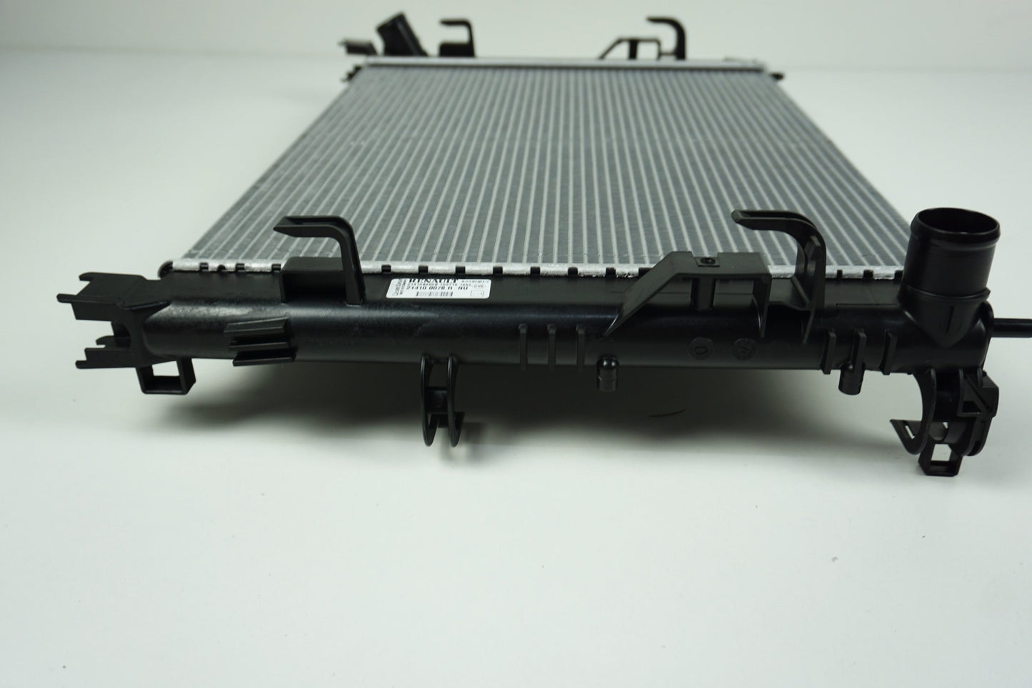Pièce d'origine Radiateur moteur pour Dacia Duster II Renault Captur Clio IV 214100078R