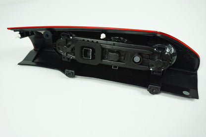 Pièce d'origine Feu arrière gauche pour Renault Kangoo II 8200419958