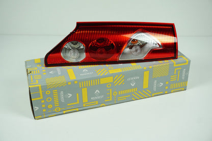 Pièce d'origine Feu arrière gauche pour Renault Kangoo II 8200419958