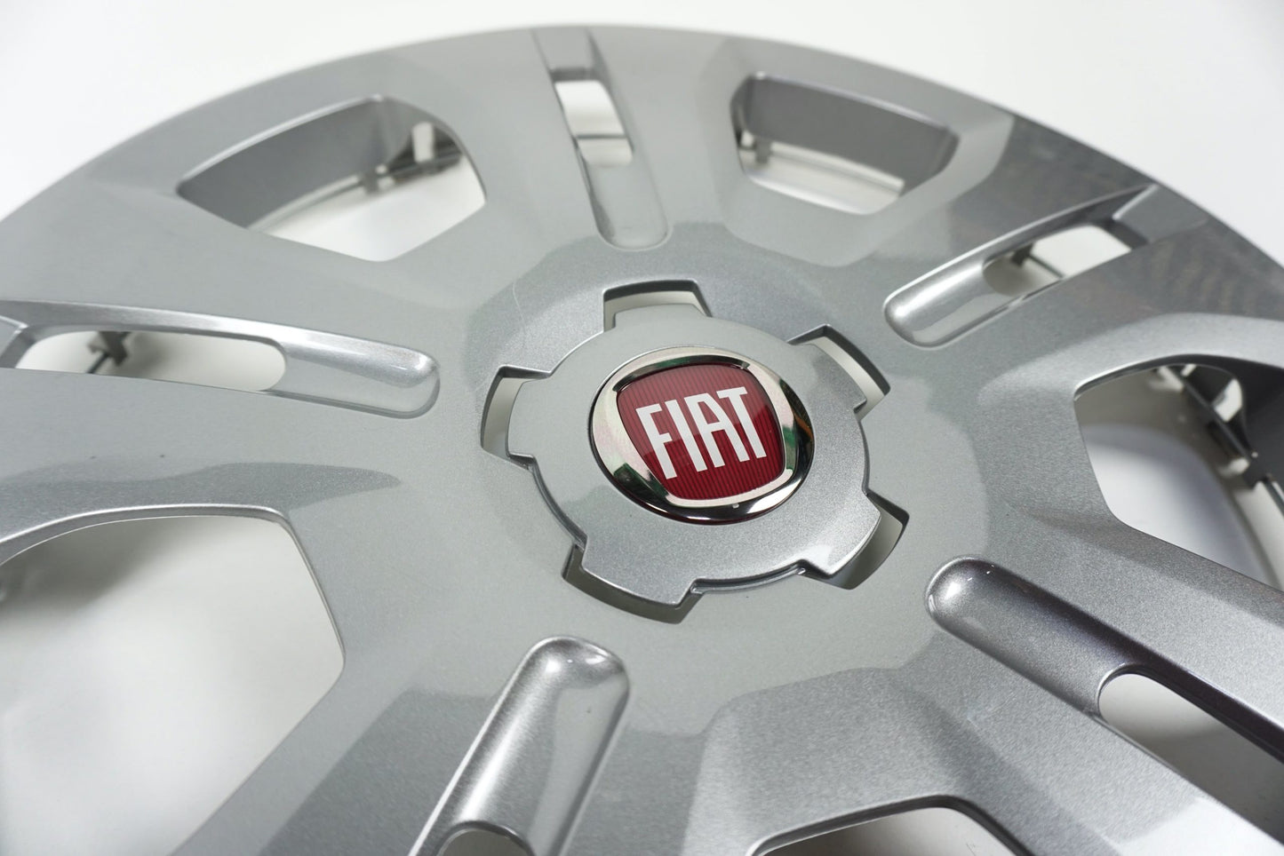Pièce d'origine Enjoliveur pour Fiat Talento 403153987R