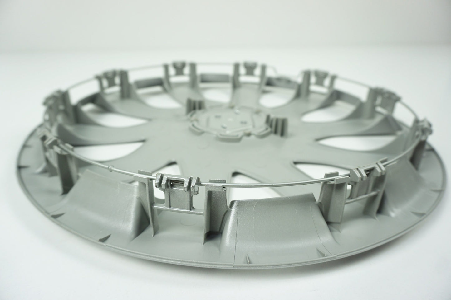 Pièce d'origine Enjoliveur pour Renault Trafic III 403153987R