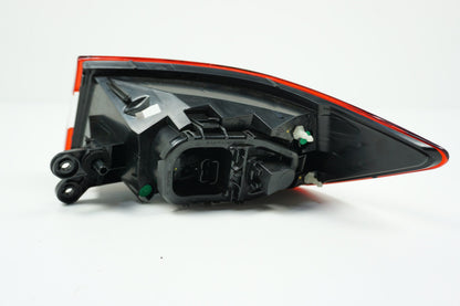 Pièce d'origine Feu arrière gauche pour Renault Clio IV 265553752R