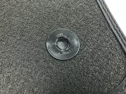 Pièce d'origine Jeu de tapis de sol velours pour Renault Megane IV 8201687789
