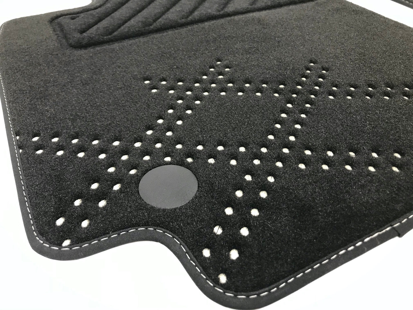 Pièce d'origine Jeu de tapis de sol velours pour Renault Clio IV 8201606227