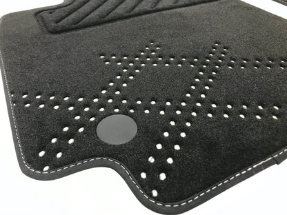 Pièce d'origine Jeu de tapis de sol velours pour Renault Clio IV 8201606227