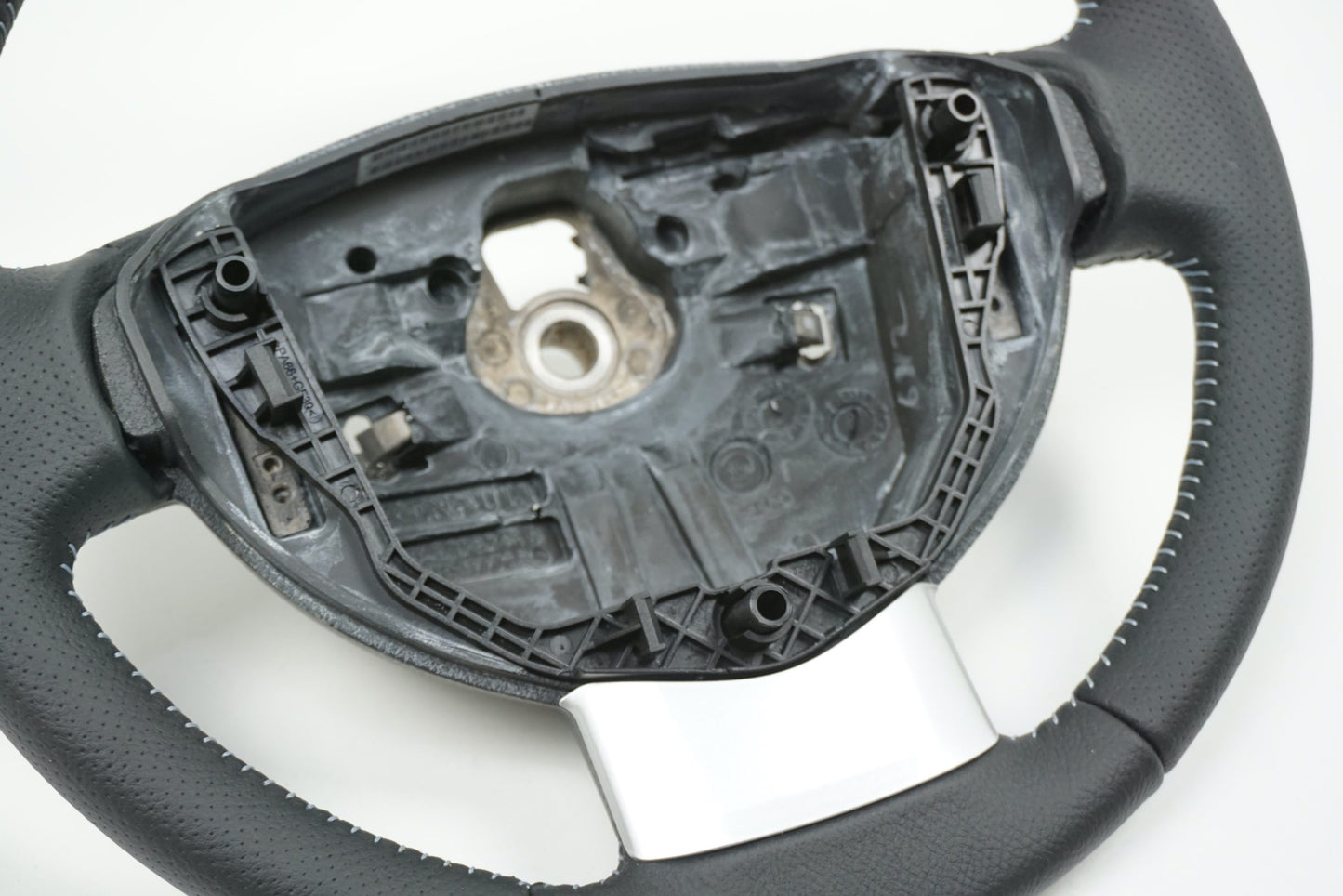 Pièce d'origine Volant pour Dacia Duster 484002227R