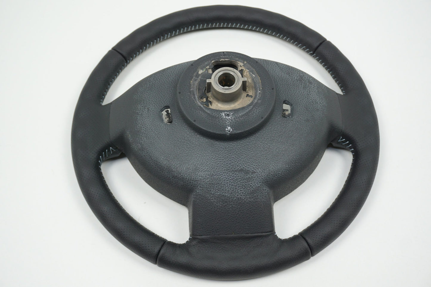 Pièce d'origine Volant pour Dacia Duster 484002227R