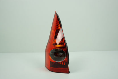 Pièce d'origine Feu arrière gauche pour Renault Megane II Break 8200142684