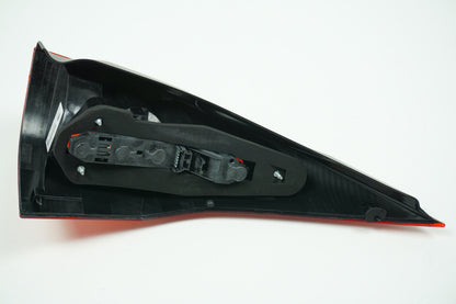 Pièce d'origine Feu arrière gauche pour Renault Megane II Break 8200142684
