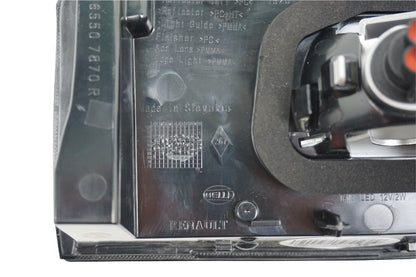 Pièce d'origine Feu arrière droit pour Renault Espace V 265507870R