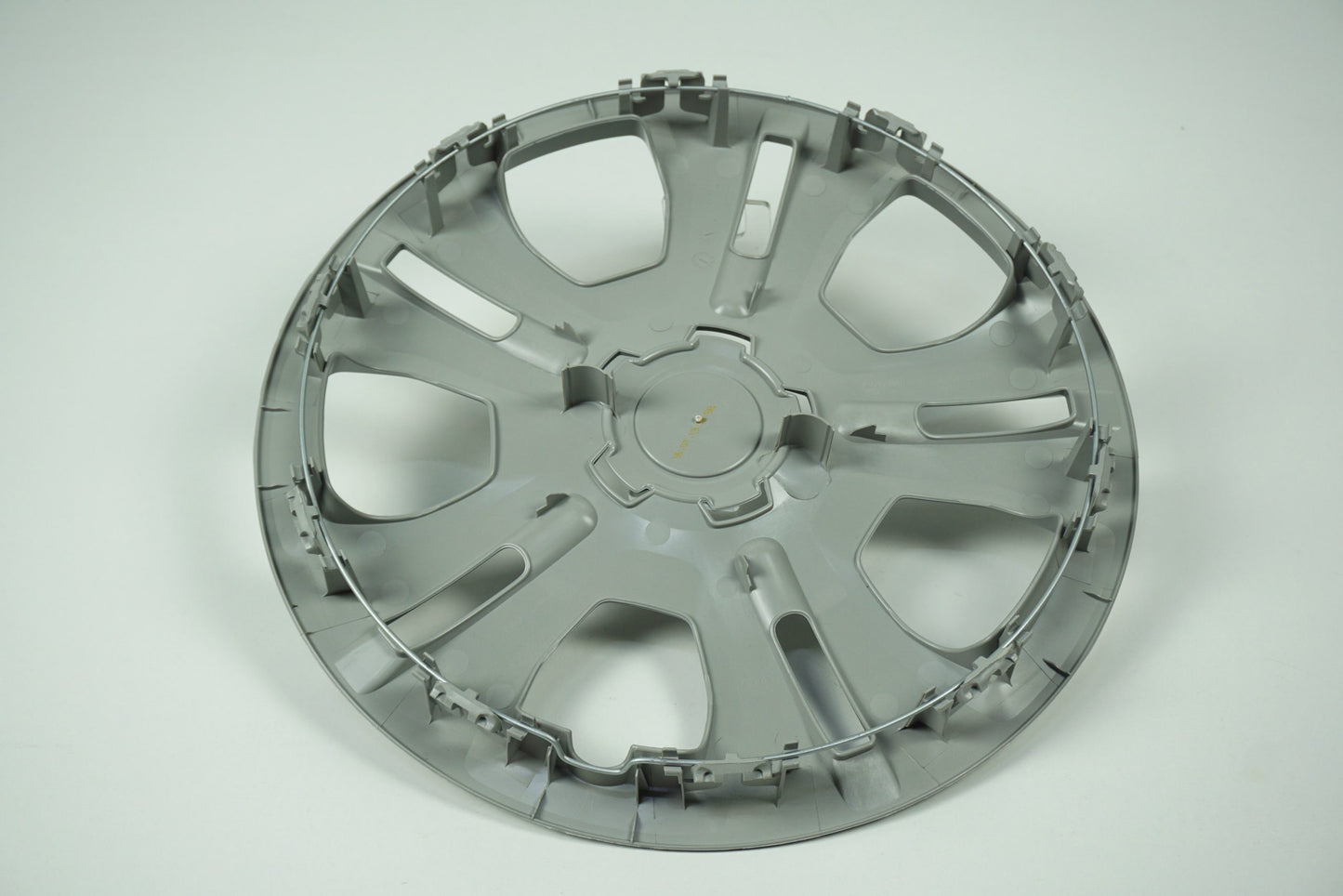 Pièce d'origine Enjoliveur 16 pouces pour Fiat Talento 403153987R