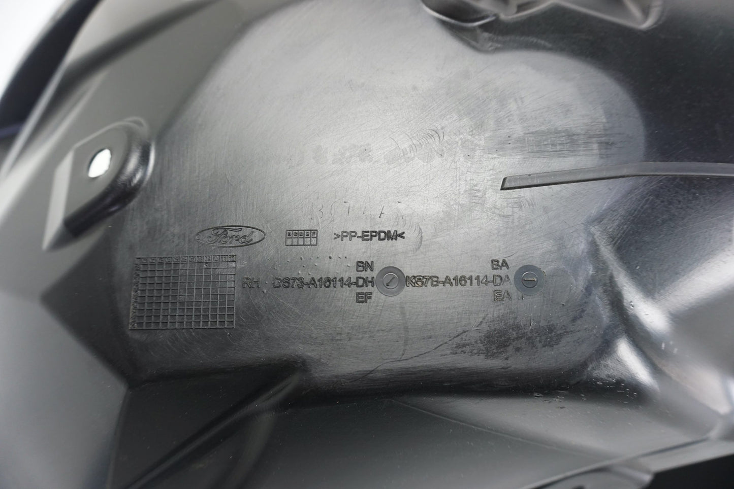 Pièce d'origine Pare-boue d'aile avant droit pour Ford Mondeo MK5 DS73-A16114-DH