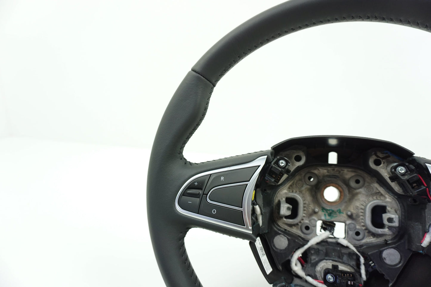 Pièce d'origine Volant en cuir pour Renault Kadjar Megane IV Scenic IV 484005825R