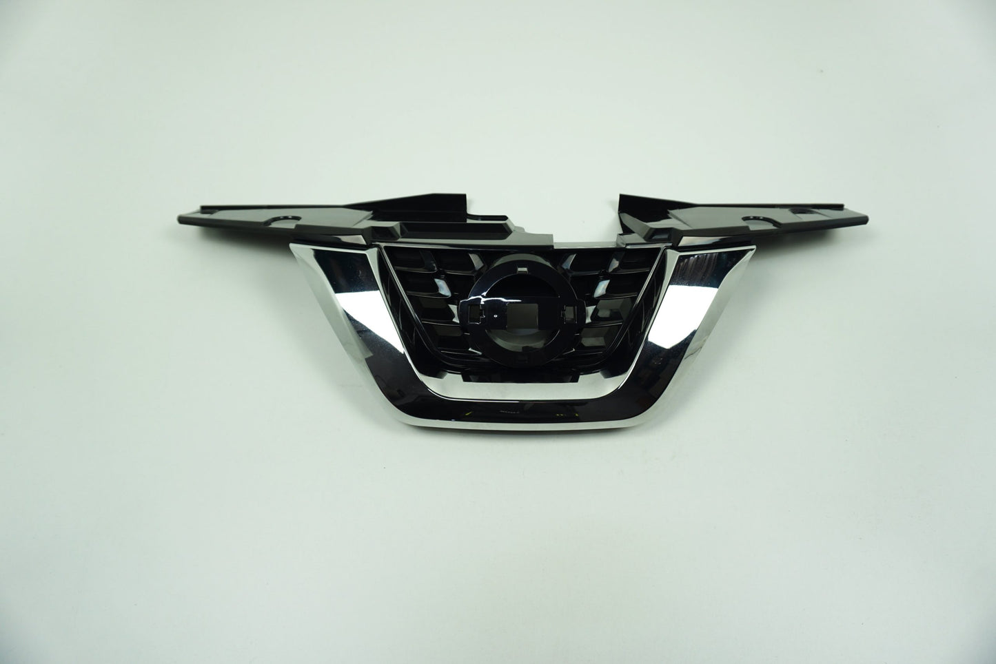Pièce d'origine Calandre pour Nissan Juke restylé 2015+ 62070BV83A