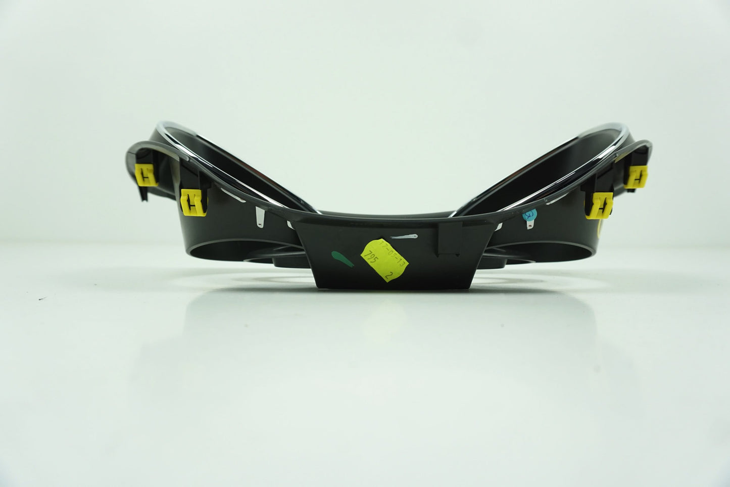 Pièce d'origine Entourage de combiné d'instruments pour Renault Captur 682504768R