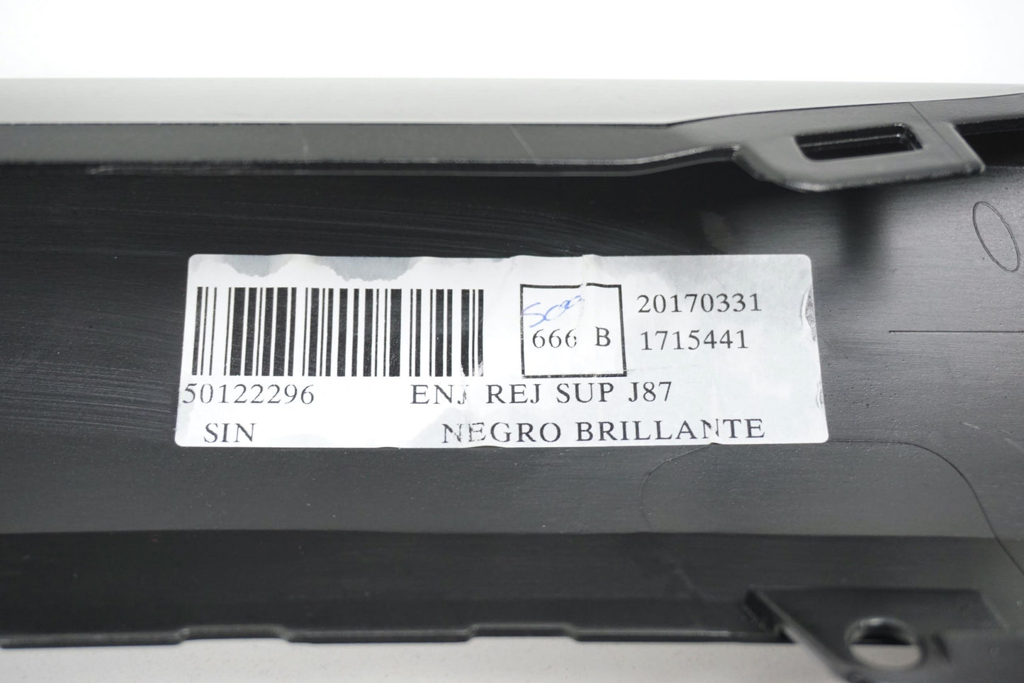 Pièce d'origine Baguette de calandre pour Renault Captur I 623820592R