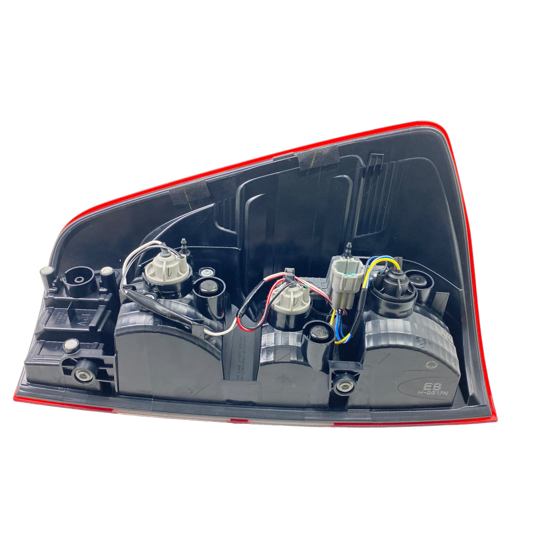 Pièce d'origine Feu arrière droit pour Renault Alaskan 26550-5JN0A