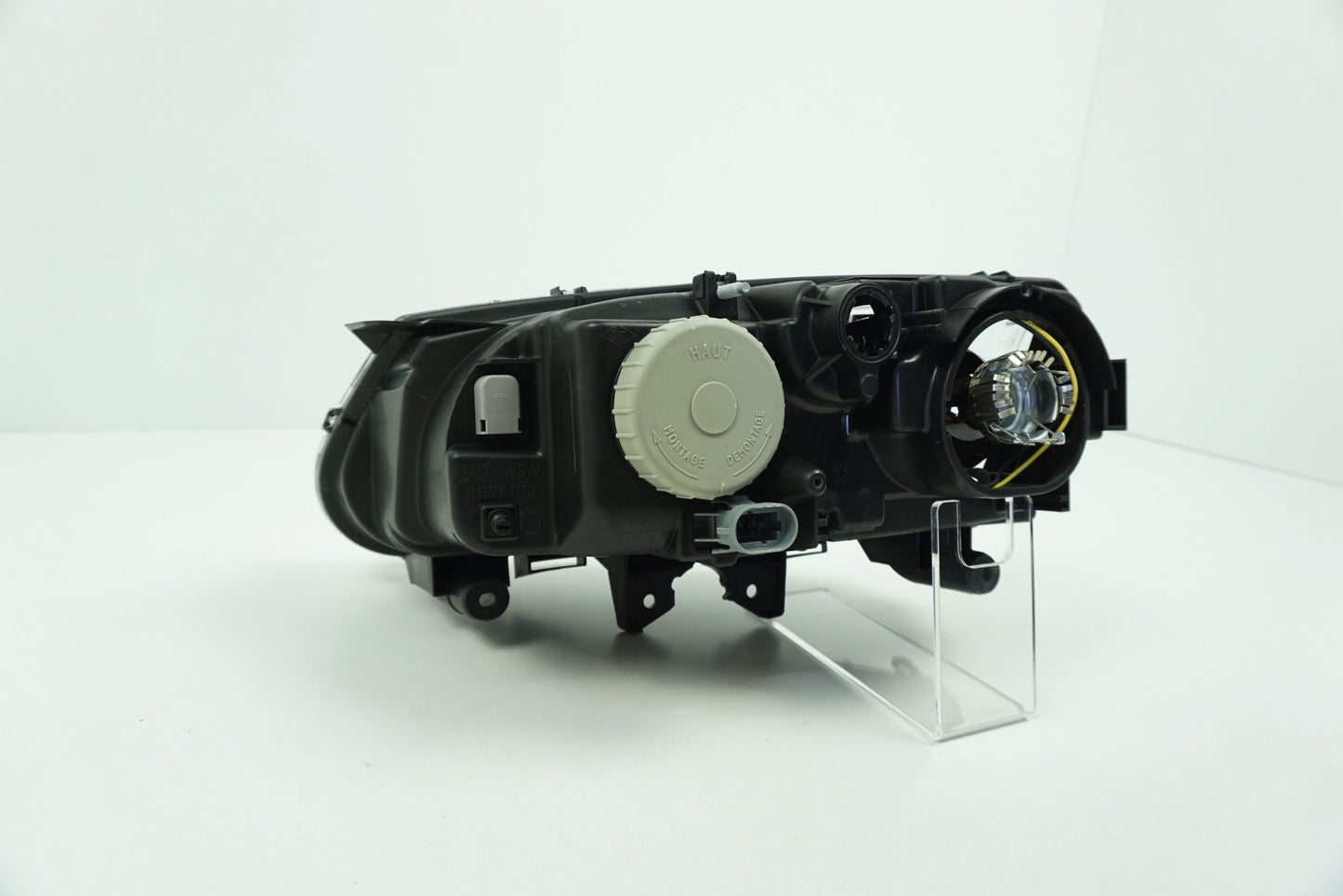 Pièce d'origine Phare xénon avant droit pour Renault Safrane II 7700411206