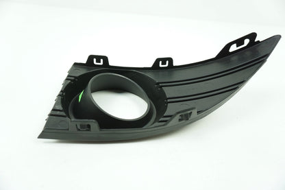 Pièce d'origine Grille de pare-chocs droite pour Renault Fluence 261520005R