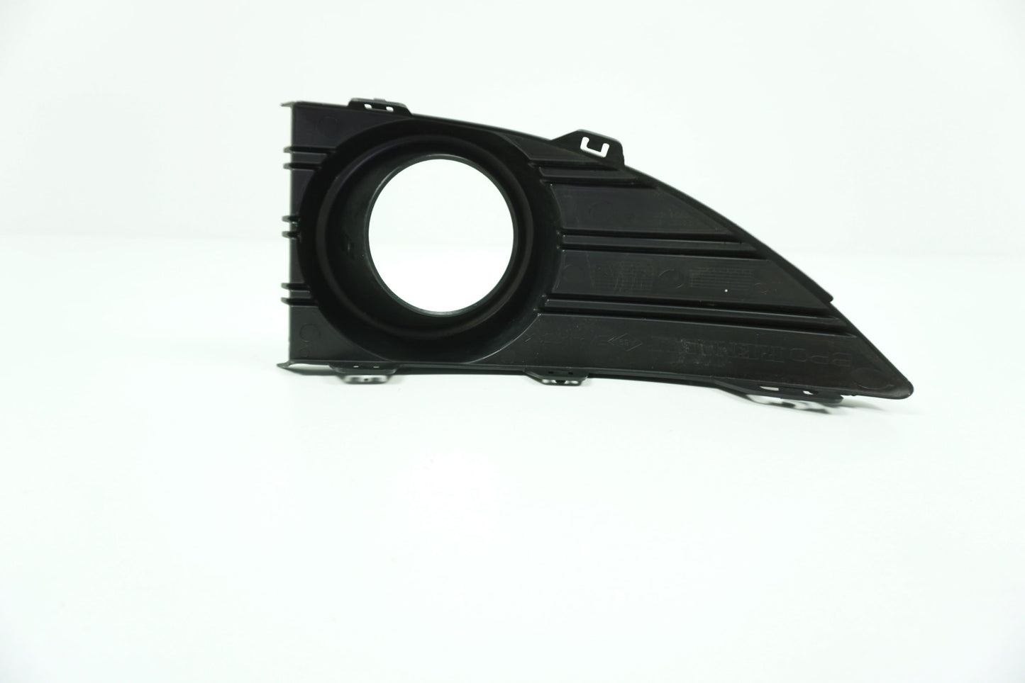 Pièce d'origine Grille de pare-chocs droite pour Renault Fluence 261570003R 263360006R