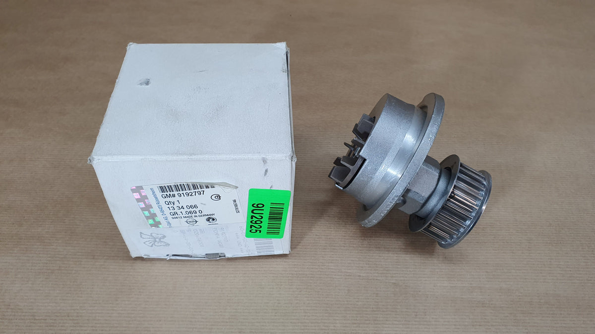 Pompe à eau pour Opel Astra G 1.4 — 9192797 — vue 1