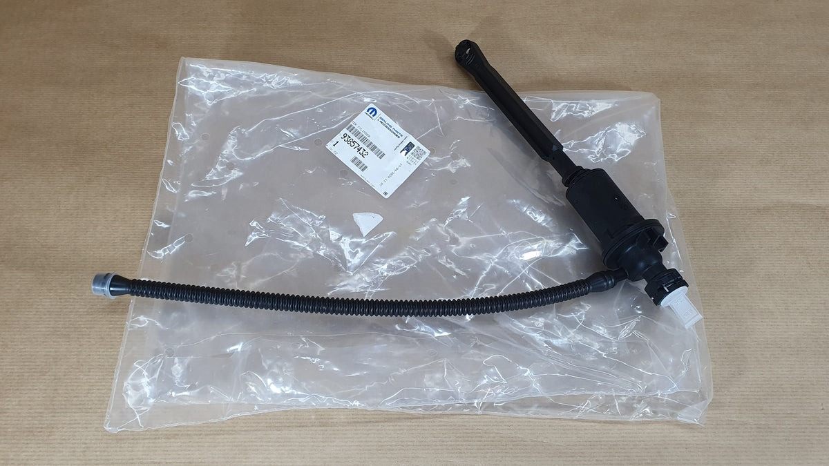 Émetteur d’embrayage d’origine pour Renault Trafic II — 93857432 — vue 2