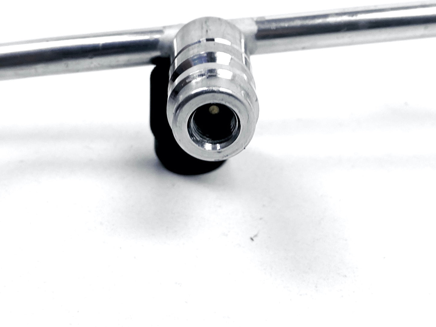 Pièce d'origine Conduite de climatisation avec capteur pour Renault Clio IV Captur 924405098R