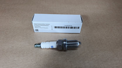 Bougie d’allumage pour Opel Mokka 1.4T — 95528733 — vue 1