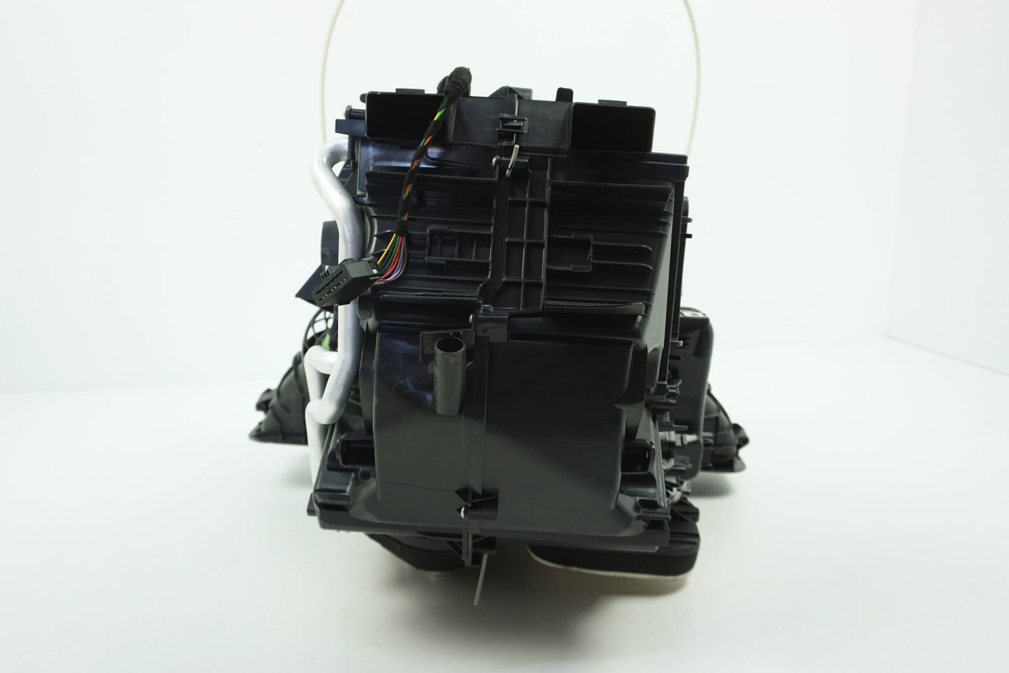 Pièce d'origine Radiateur de chauffage échangeur thermique pour Renault Trafic III Opel Vivaro Fiat Talento NV300 272701779R 9346032